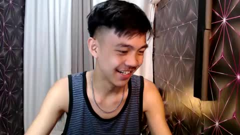 Snapshot of yourguy_josh23 chatting on 02/20/25, 12:04 Josh online show from 02/20/25, 12:04