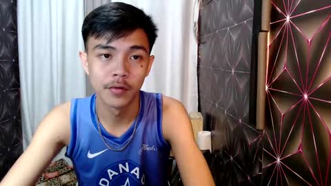 Snapshot of yourguy_josh23 chatting on 02/21/25, 01:44 Josh online show from 02/21/25, 01:44