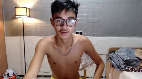 Snapshot of yourguy_josh23 chatting on 03/26/26, 01:11 Josh online show from 03/26/26, 01:11