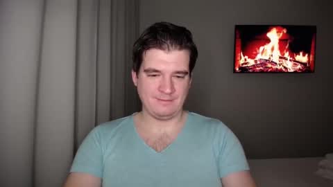 Snapshot of yourhairybuddy chatting on 01/05/25, 09:14 Andrey online show from 01/05/25, 09:14