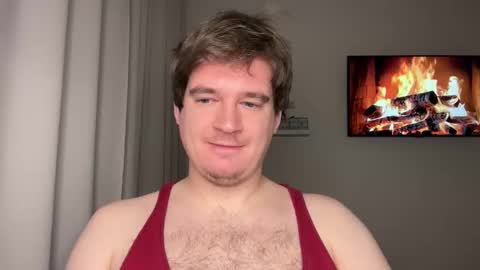 Snapshot of yourhairybuddy chatting on 11/16/25, 08:14 Andrey online show from 11/16/25, 08:14