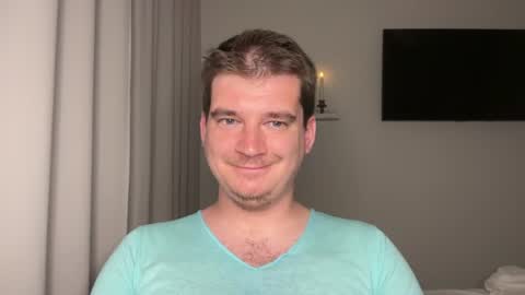 Snapshot of yourhairybuddy chatting on 07/13/26, 08:33 Andrey online show from 07/13/26, 08:33