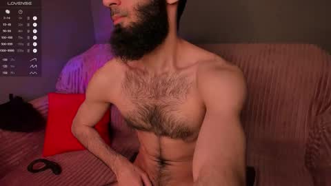 Snapshot of yourhairysecret chatting on 01/11/26, 10:37 HAIRY wants to have a great time online show from 01/11/26, 10:37