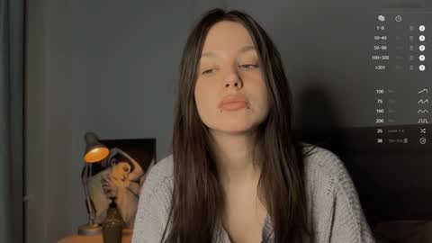 Snapshot of yourher0in chatting on 01/19/25, 01:55 Aida online show from 01/19/25, 01:55