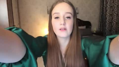 Mariam online show from 10/22/25, 04:13