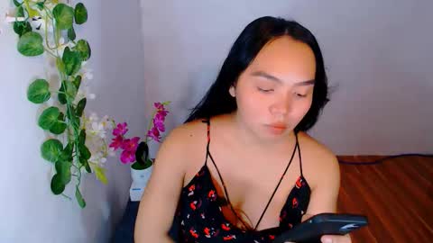 Snapshot of yourhumiliationgirl chatting on 11/28/25, 10:29 yourhumiliationgirl online show from 11/28/25, 10:29