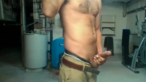 Snapshot of yourislandman chatting on 09/19/25, 09:04 JerkMeOff online show from 09/19/25, 09:04