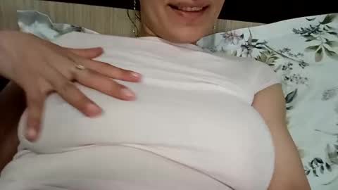 Snapshot of yourjessywet chatting on 05/18/26, 05:52 yourjessywet online show from 05/18/26, 05:52