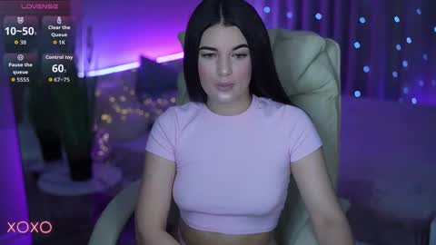 L O L A online show from 09/20/25, 05:58