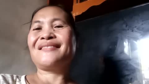 Snapshot of yourlove_regine chatting on 01/25/25, 07:38 Regine online show from 01/25/25, 07:38