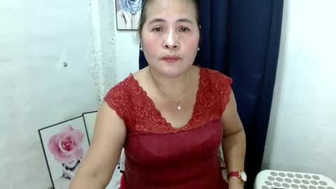 Snapshot of yourlove_regine chatting on 10/23/25, 02:11 Regine online show from 10/23/25, 02:11