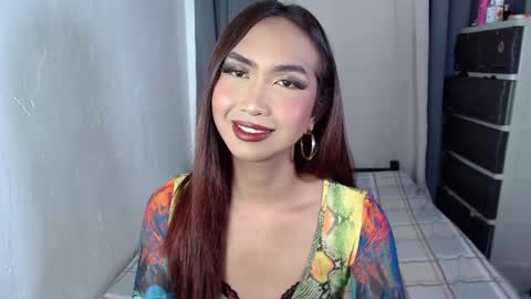 Snapshot of yourlovebella88 chatting on 02/26/25, 03:19 yourlovebella88 online show from 02/26/25, 03:19