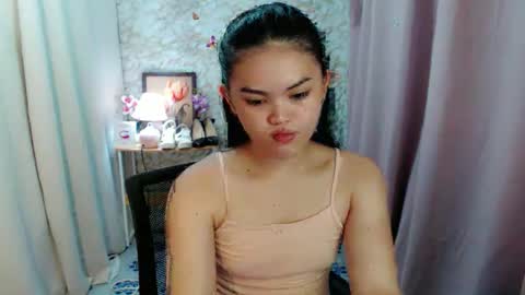 your lovely Dina online show from 04/05/26, 01:47