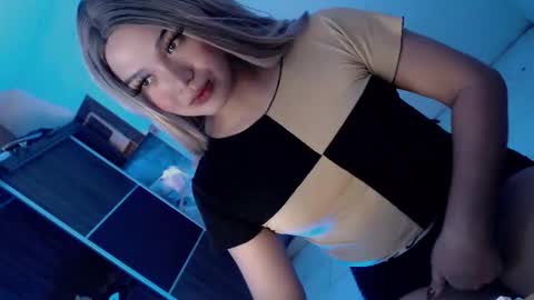 PEARL online show from 09/23/25, 02:25