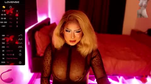 Snapshot of yourmassivecockcummer chatting on 03/17/26, 05:11 Carla online show from 03/17/26, 05:11