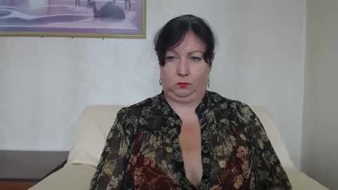 Snapshot of yourmilf4love chatting on 09/18/25, 08:38 lANA online show from 09/18/25, 08:38