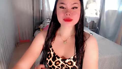 Snapshot of yournaughtyprincess16 chatting on 09/23/25, 02:58 ALPHA DOM. QUEEN JASMINE online show from 09/23/25, 02:58