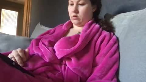 yournewbigmama online show from 02/13/25, 05:44