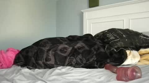 yournewbigmama online show from 10/16/25, 10:00