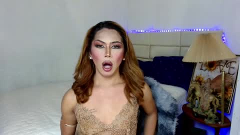 Snapshot of yournightmare_chloe chatting on 12/03/25, 08:18 Chloe online show from 12/03/25, 08:18