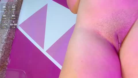 Snapshot of youronlydawn chatting on 12/13/25, 09:31 Dawn online show from 12/13/25, 09:31