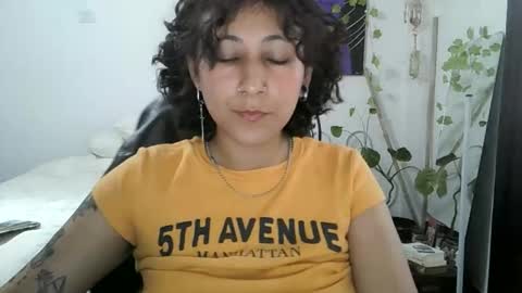 Snapshot of yourownerserena chatting on 11/22/25, 08:30 Serena online show from 11/22/25, 08:30