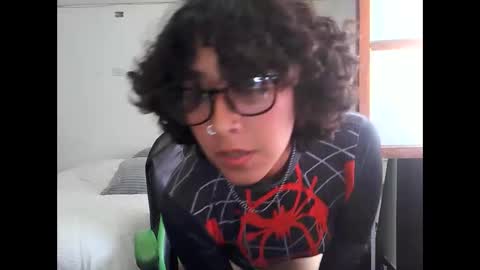 Snapshot of yourownerserena chatting on 11/24/25, 05:01 Serena online show from 11/24/25, 05:01