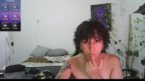 Snapshot of yourownerserena chatting on 02/11/26, 09:25 Serena online show from 02/11/26, 09:25