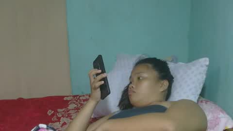 Snapshot of yourpinay_belle chatting on 07/16/26, 06:25 Belle online show from 07/16/26, 06:25