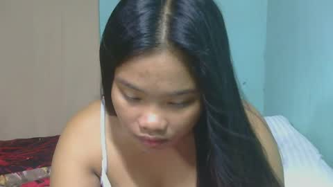 Snapshot of yourpinay_belle chatting on 07/19/26, 11:30 Belle online show from 07/19/26, 11:30