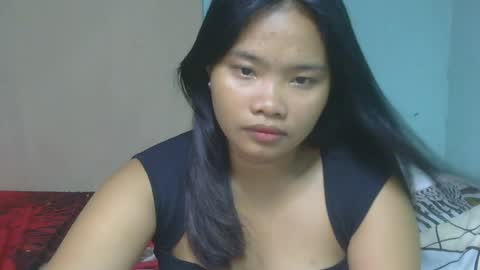 Snapshot of yourpinay_belle chatting on 07/22/26, 11:40 Belle online show from 07/22/26, 11:40