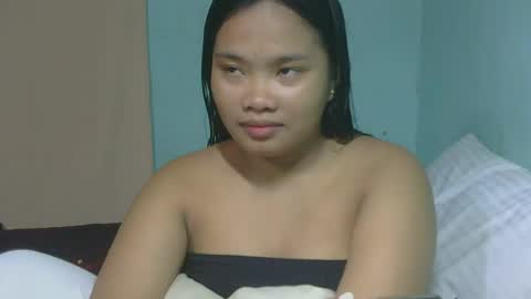 Snapshot of yourpinay_belle chatting on 07/25/26, 09:07 Belle online show from 07/25/26, 09:07