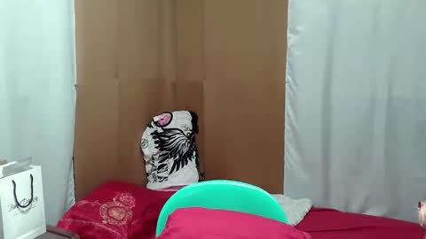 yourpinay_chesca online show from 05/27/26, 01:57