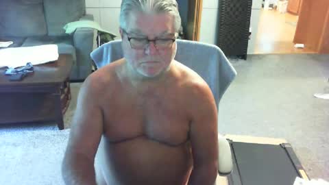 Snapshot of yourpoppi55 chatting on 07/12/26, 01:13 yourpoppi55 online show from 07/12/26, 01:13