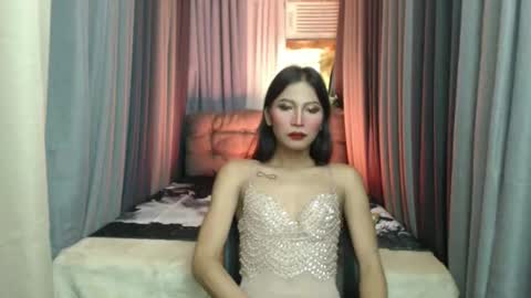 yourprettybella_ts online show from 10/30/25, 06:30