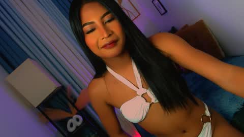 yourprettybella_ts online show from 03/31/26, 04:51