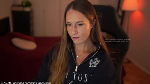 Snapshot of yours_anastasia chatting on 09/16/25, 07:15 Anastasia online show from 09/16/25, 07:15