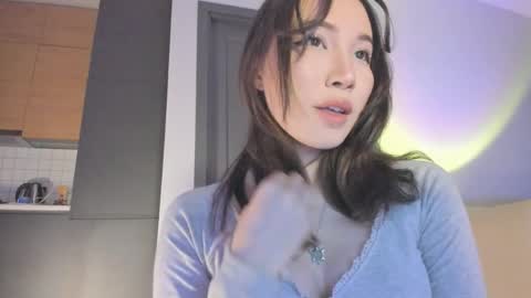 Snapshot of yours_meyy chatting on 04/04/26, 04:26 youre meyy online show from 04/04/26, 04:26