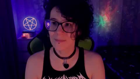 Snapshot of yourscosmic chatting on 02/12/25, 11:09 Yours Cosmic online show from 02/12/25, 11:09