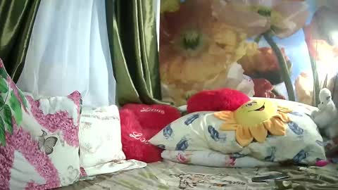 Snapshot of yoursexkroshka chatting on 02/09/26, 02:21 kroshka online show from 02/09/26, 02:21