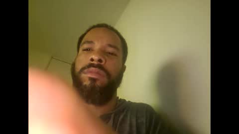 Snapshot of yoursexydaddy79 chatting on 12/15/25, 11:53 mother fucker online show from 12/15/25, 11:53