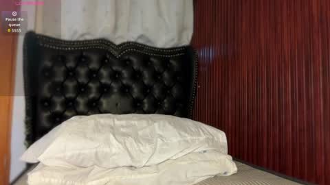 Snapshot of yoursluttywhore chatting on 07/09/26, 05:00 Snow Galvez online show from 07/09/26, 05:00