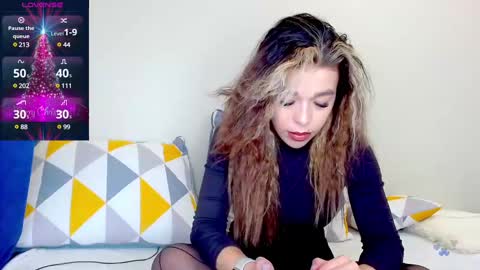 Snapshot of yoursoul_mila chatting on 01/11/25, 11:23 yoursoul_mila online show from 01/11/25, 11:23