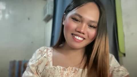 Snapshot of yourspecialgirl_rhea chatting on 02/07/26, 04:11 yourspecialgirl_rhea online show from 02/07/26, 04:11