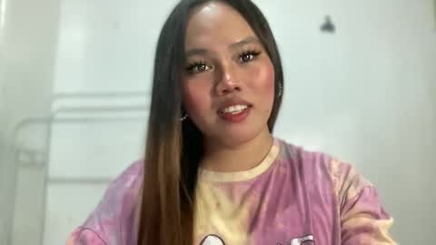Snapshot of yourspecialgirl_rhea chatting on 04/22/26, 12:28 yourspecialgirl_rhea online show from 04/22/26, 12:28