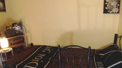 Snapshot of yoursweetangelxxx chatting on 09/09/25, 10:26 YourDreamgirl  online show from 09/09/25, 10:26