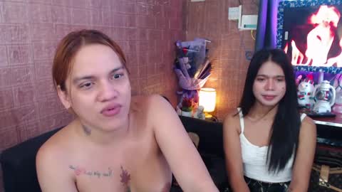 Snapshot of yoursweetangelxxx chatting on 04/06/26, 04:46 YourDreamgirl online show from 04/06/26, 04:46