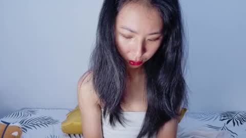 Snapshot of yoursweetestkiwi chatting on 02/23/26, 01:58 Kiwi online show from 02/23/26, 01:58