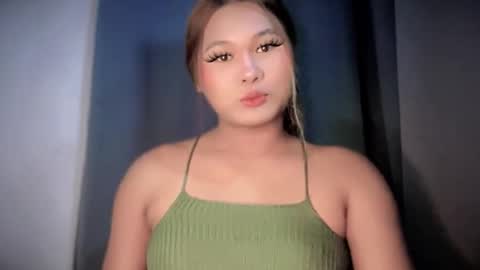 yoursweetgirl_zia online show from 03/28/26, 09:42