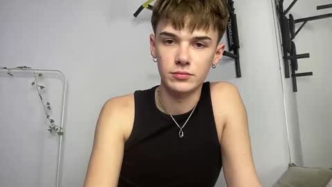 yoursweetyguy online show from 11/04/25, 04:28